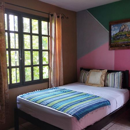 Hotel El Almendro Copan Bagian luar foto